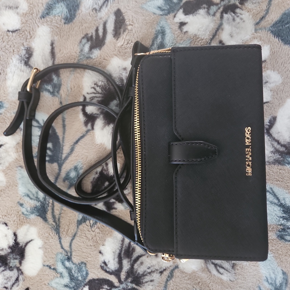 Michael Kors Crossbody